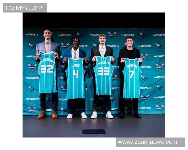 琼海足球球星崛起记：从地方小将到职业赛场的闪耀之路